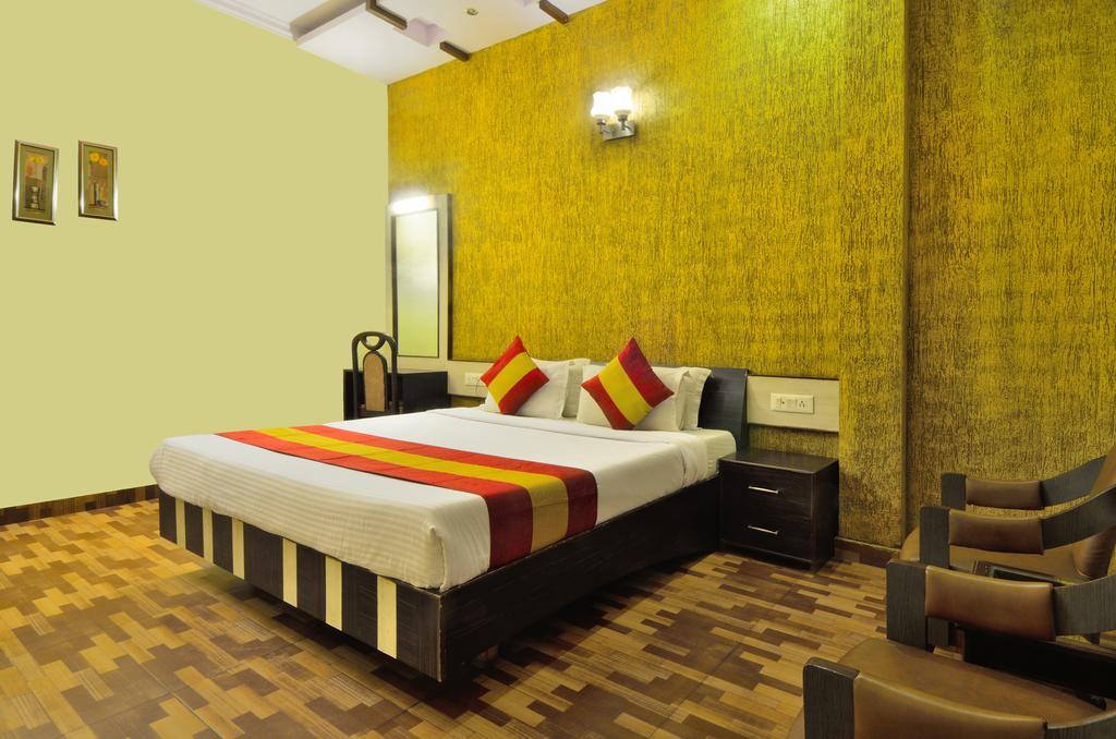 Hotel Roopa International Amritsar Eksteriør bilde