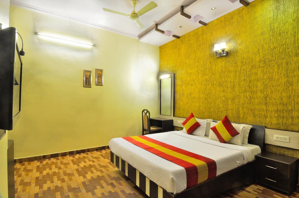 Hotel Roopa International Amritsar Eksteriør bilde