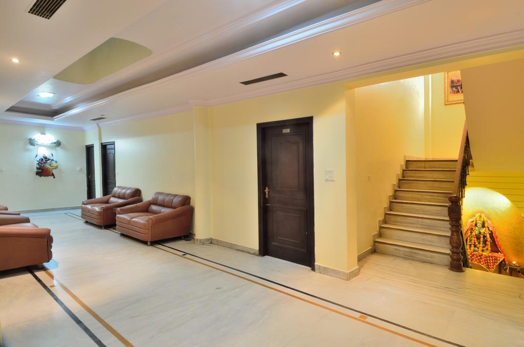 Hotel Roopa International Amritsar Eksteriør bilde