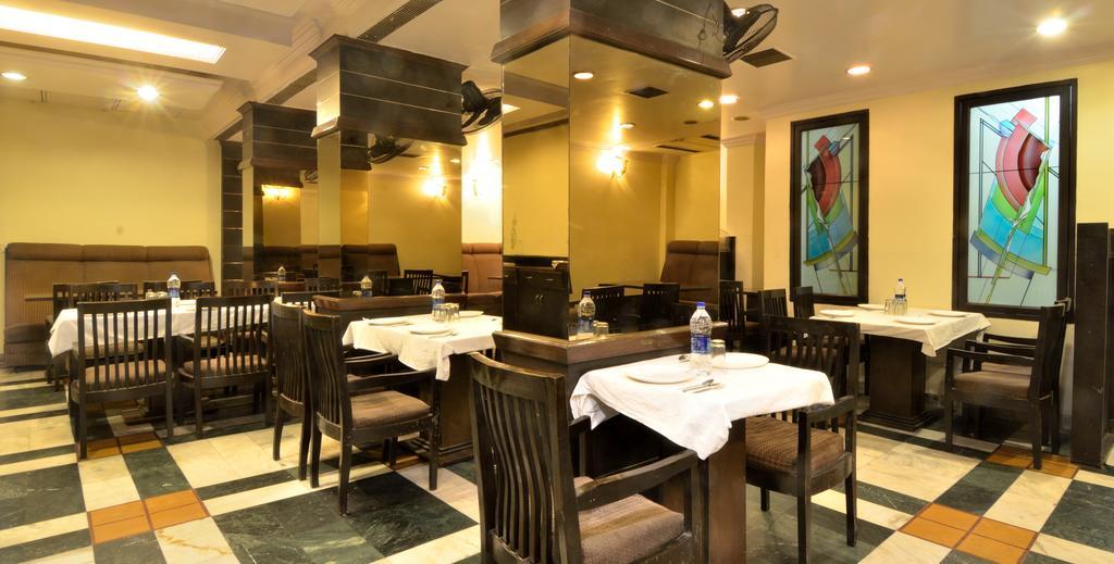Hotel Roopa International Amritsar Eksteriør bilde